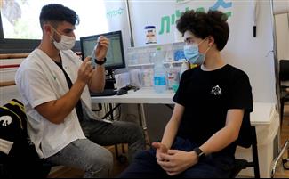 הקורונה מרימה ראש: זה מה שמחכה לנו בסתיו הקרוב