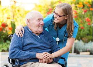 טיפול בקשישים, מגישה חד ממדית לטיפול כוללני רב מקצועי