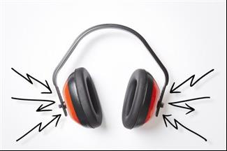 כמה רעש פוגע בשמיעה?