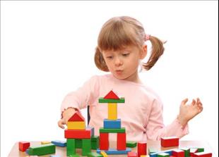 תנועות חזרתיות בילדים - למה זה קורה?