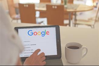 חיפושים בגוגל עשויים לחזות את ההתפרצות הבאה של קוביד-19