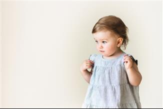 היעדר בכי וחוסר תגובה: 8 תסמינים שעלולים להעיד על אוטיזם בשנה הראשונה לחיים