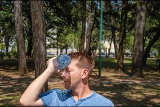 מתחמם, מתחמם, חם, שרב!