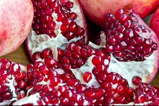 10 סיבות לאכול רימון