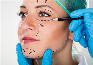 7 מיתוסים על ניתוח למתיחת פנים